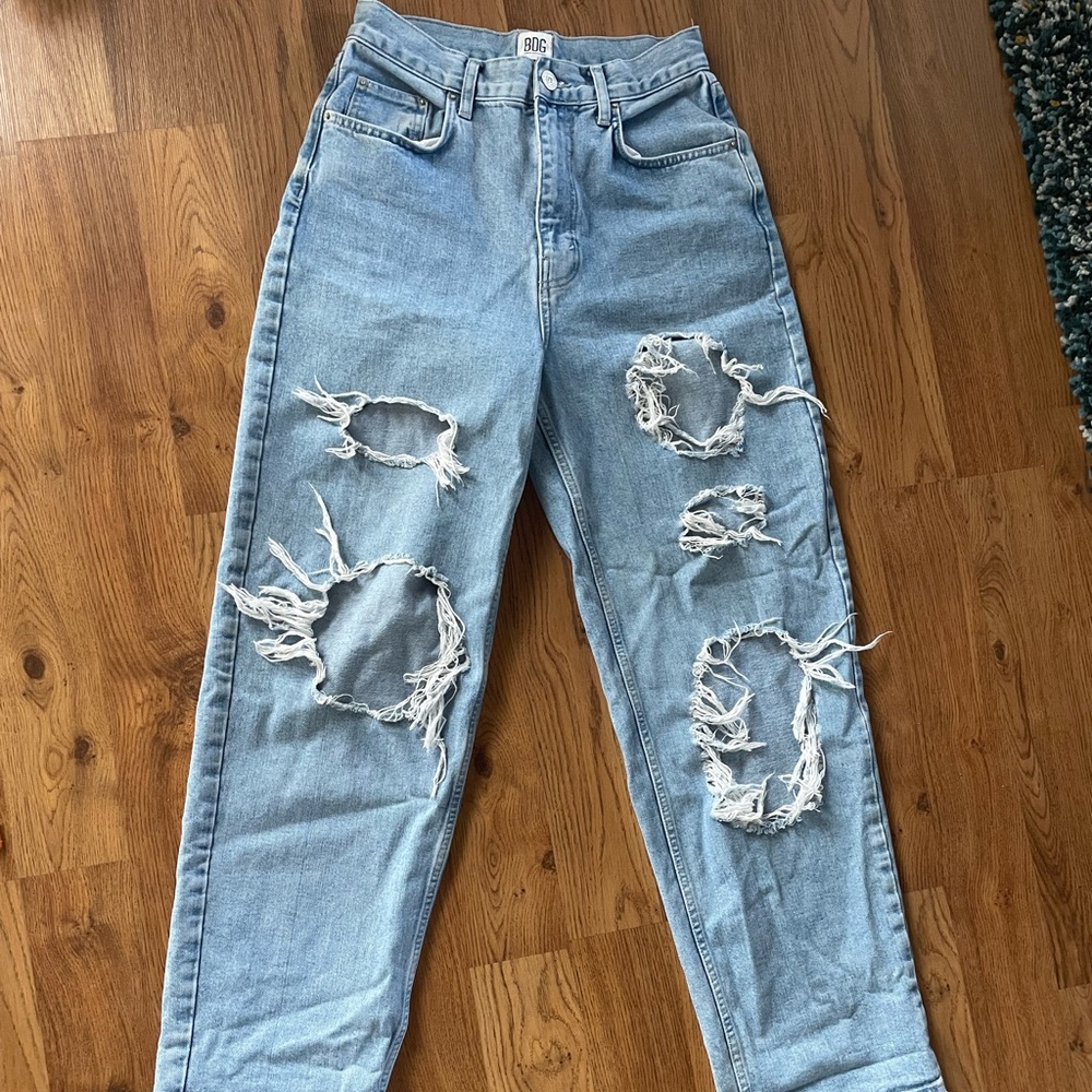 BDG Urban Outfitters High Rise Baggy Distressed Jeans size 29